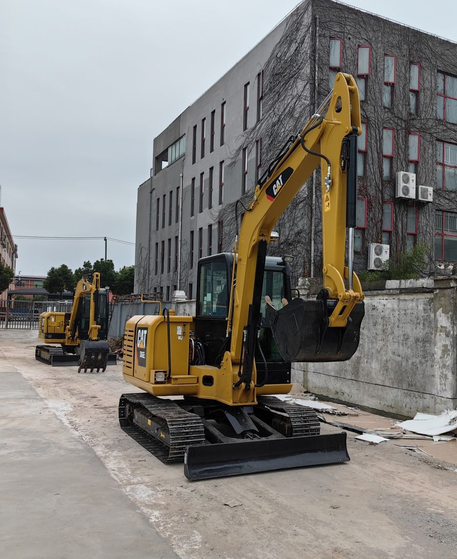 CAT 306e 6ton tracked excavator machine