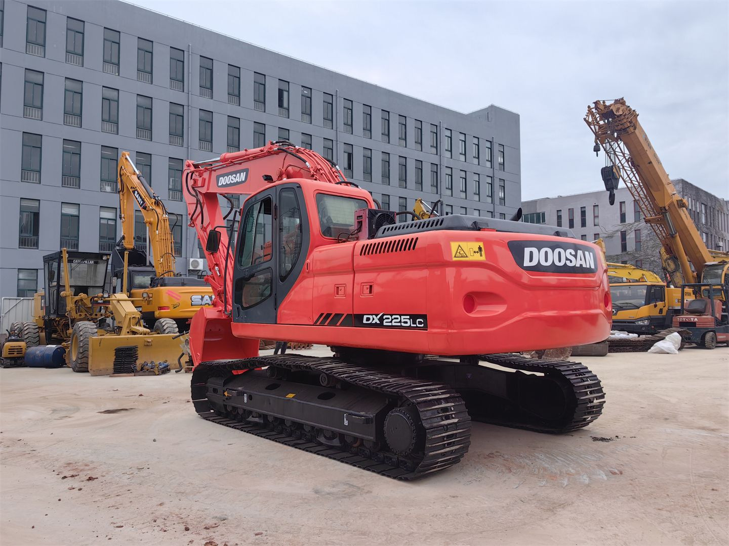 Used Excavators Doosan Dx225 Dx300 Made In Korea