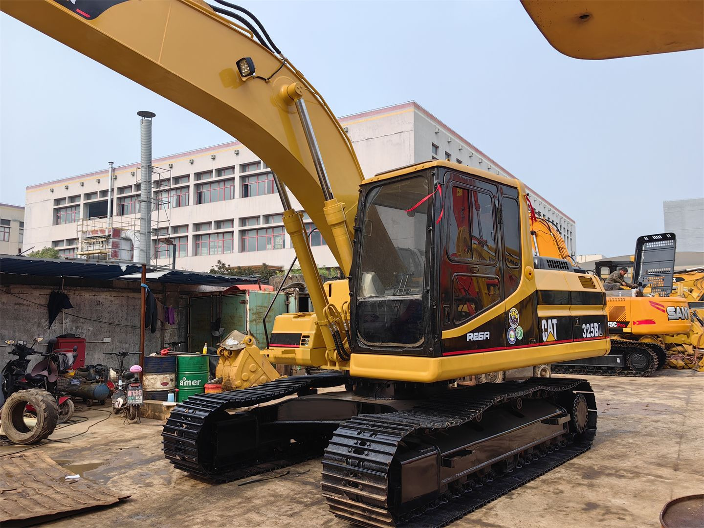 Used Cat 325B Excavator Japan Original Machinery