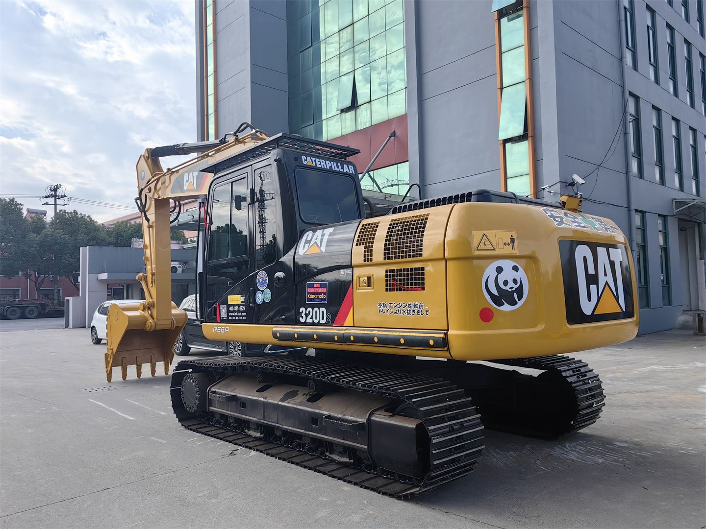 Used Caterpillar 320 Crawler Excavator 320D