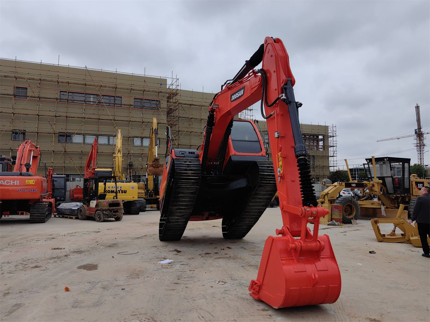 daewoo doosan excavator dx150LC