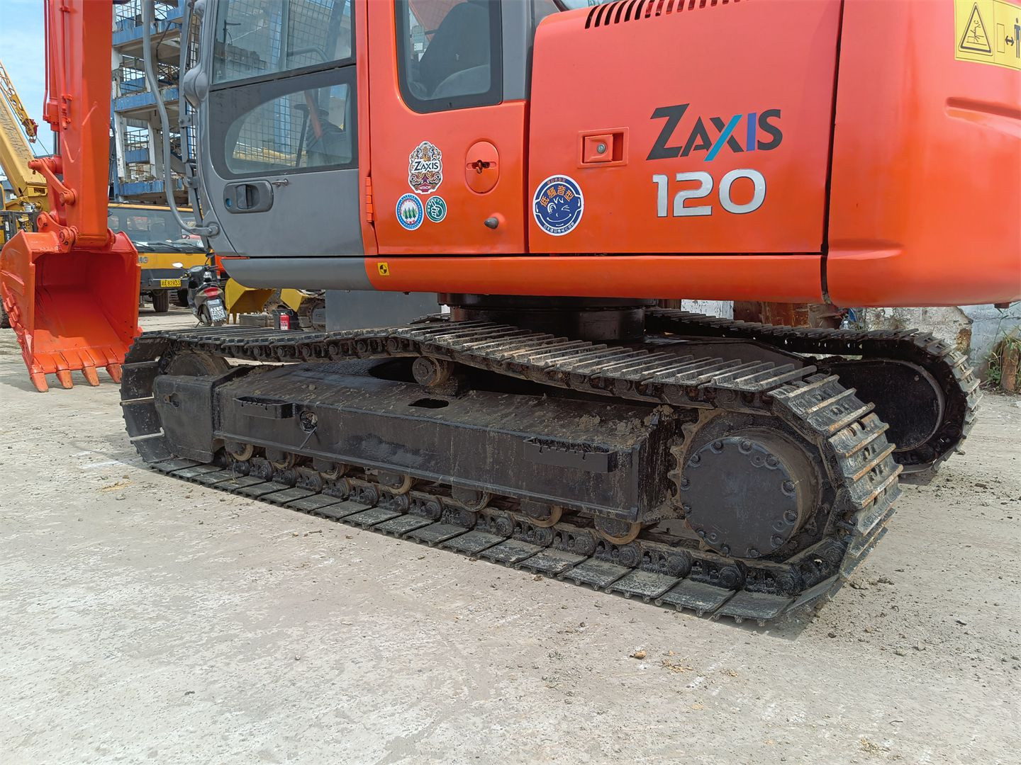 Hitachi excavator zaxis 120-6 zx70 ex120 ex200 used excavators From Japan