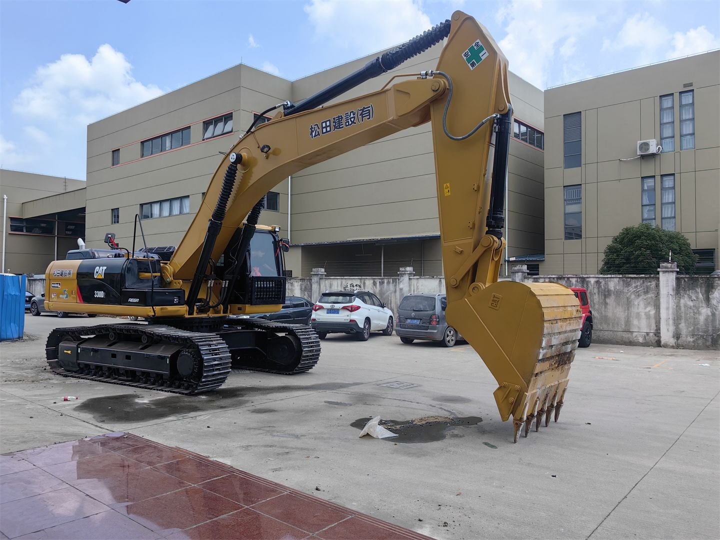 Used excavator Caterpillar 330d Cat 330d2