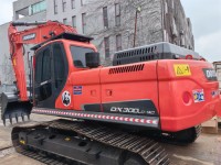 Used Doosan dx300 dx225 excavator at good price for sale