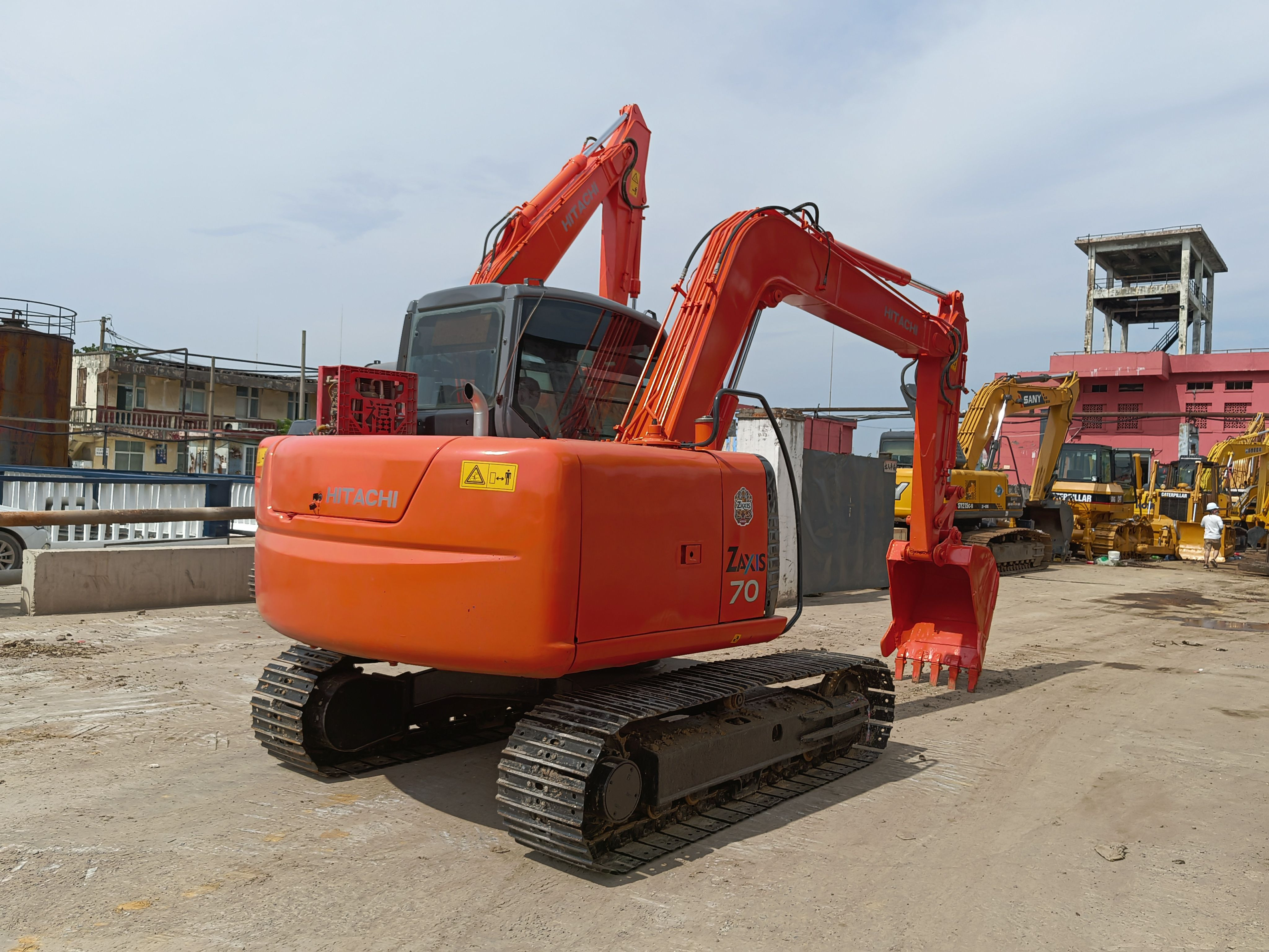 Original Hitachi excavator 6ton 7ton track excavator