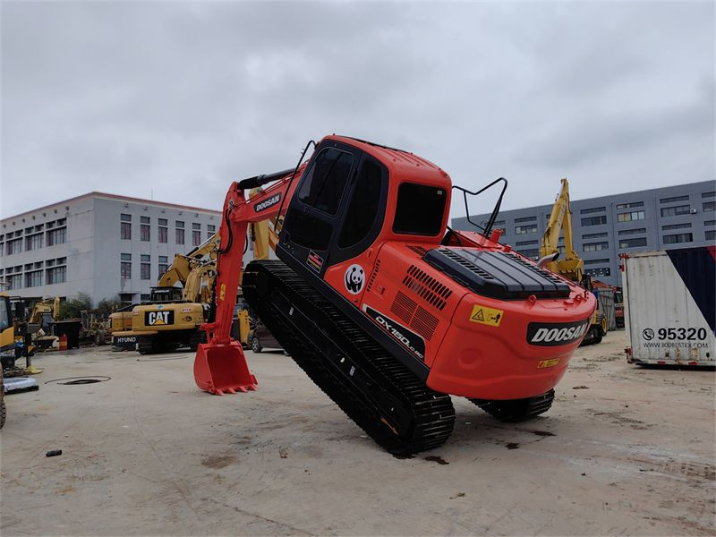 Doosan Dx150 Used Excavator