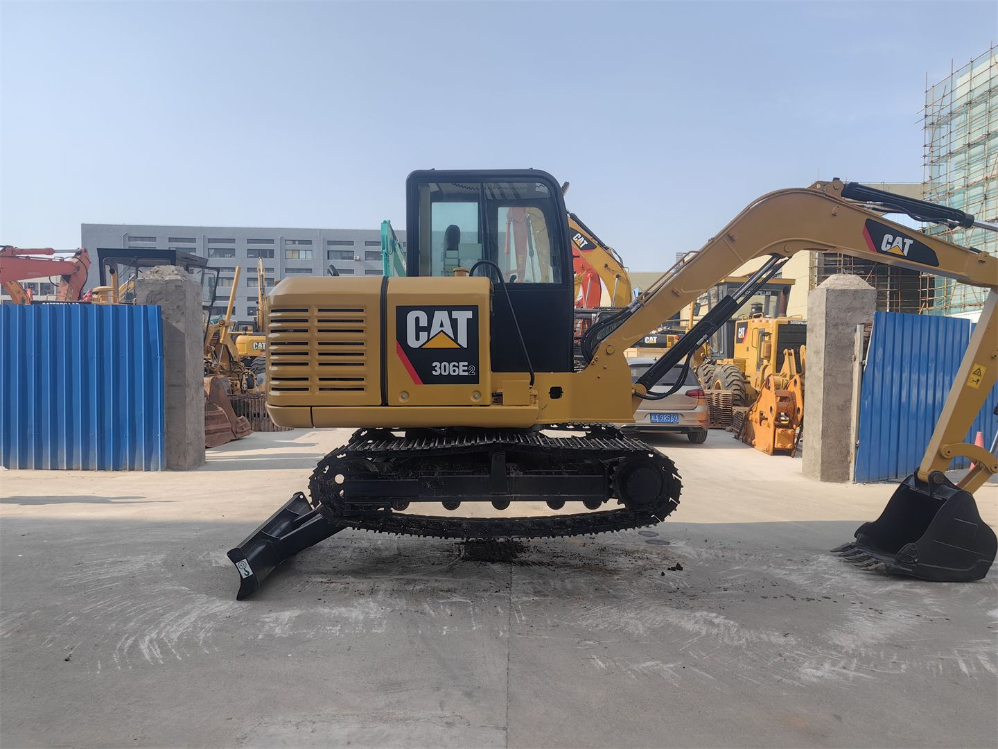 Famous brand Caterpillar excavator 306e 305.5 306E2