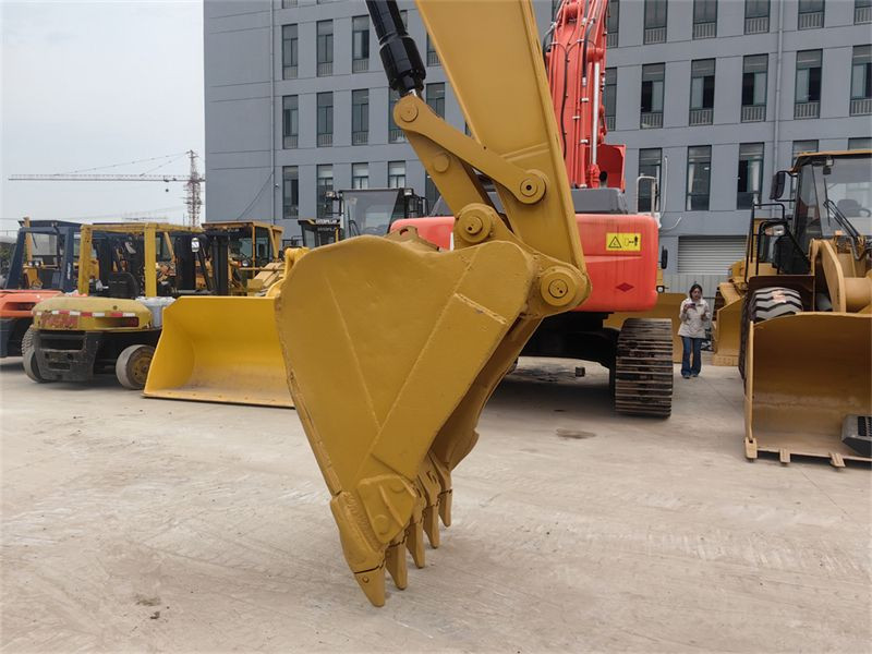 Japan Original Caterpillar 325C Excavator For Sale