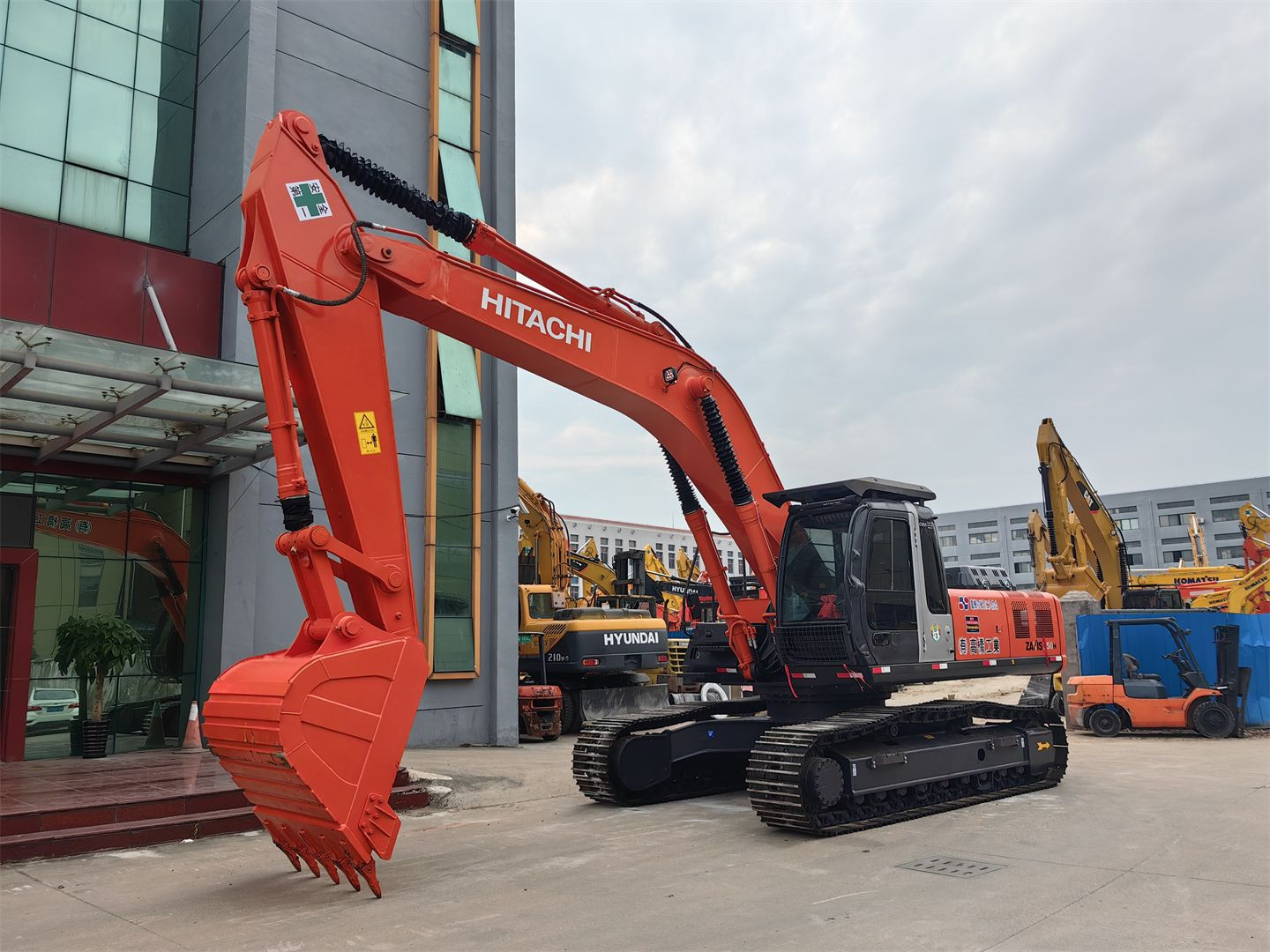 Hitachi Zx350 35ton large excavator